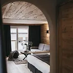 Vaya Hotel Pfunds